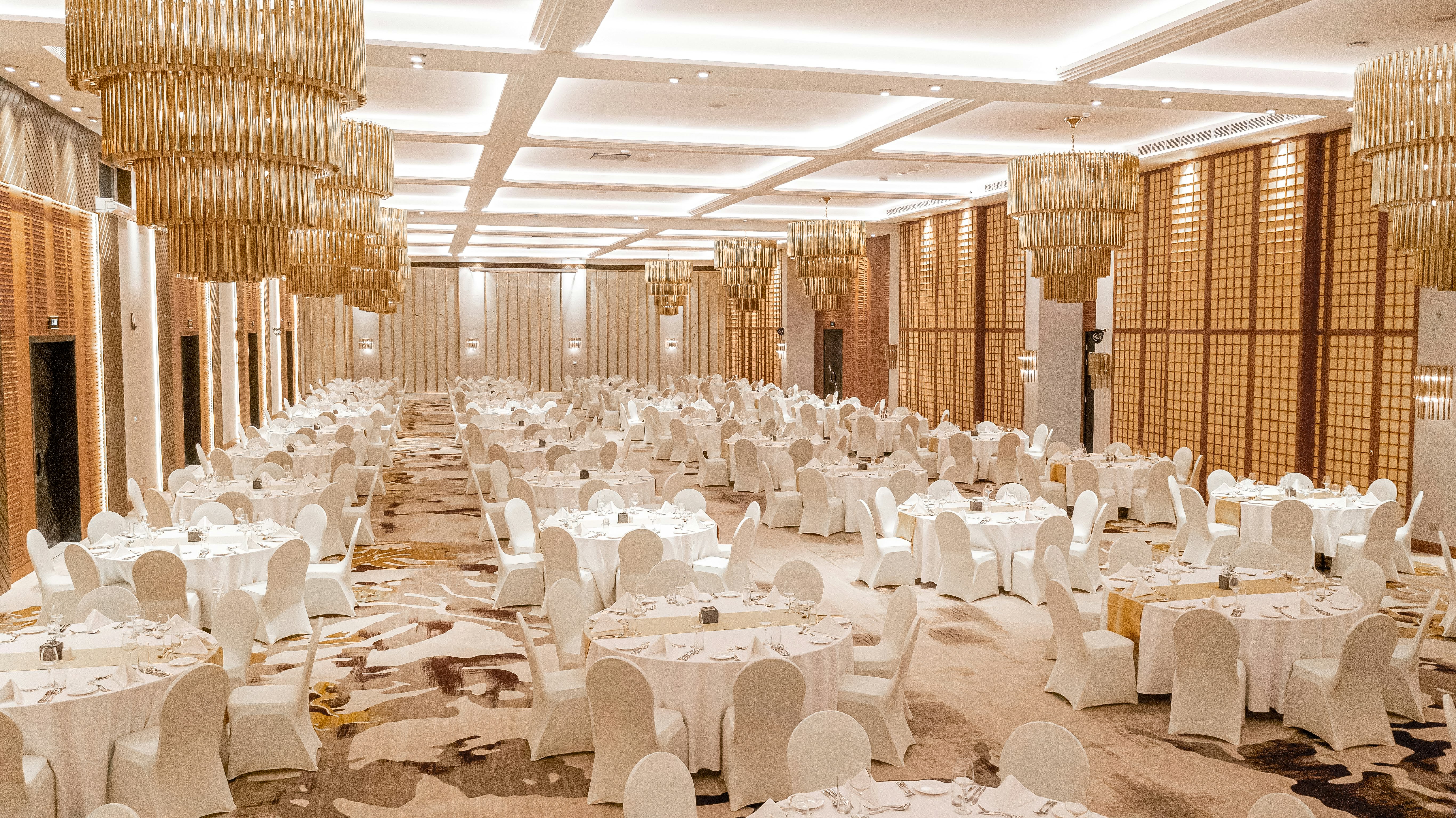 Johari Rotana 61/66