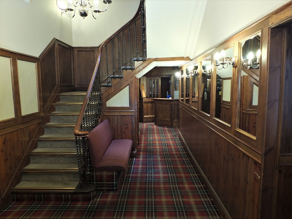 Ferry Inn 31/50