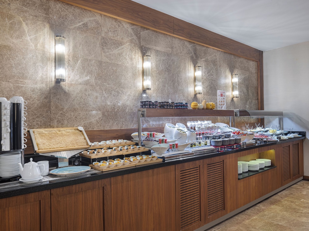 Mercure Ankara Kizilay 14/80