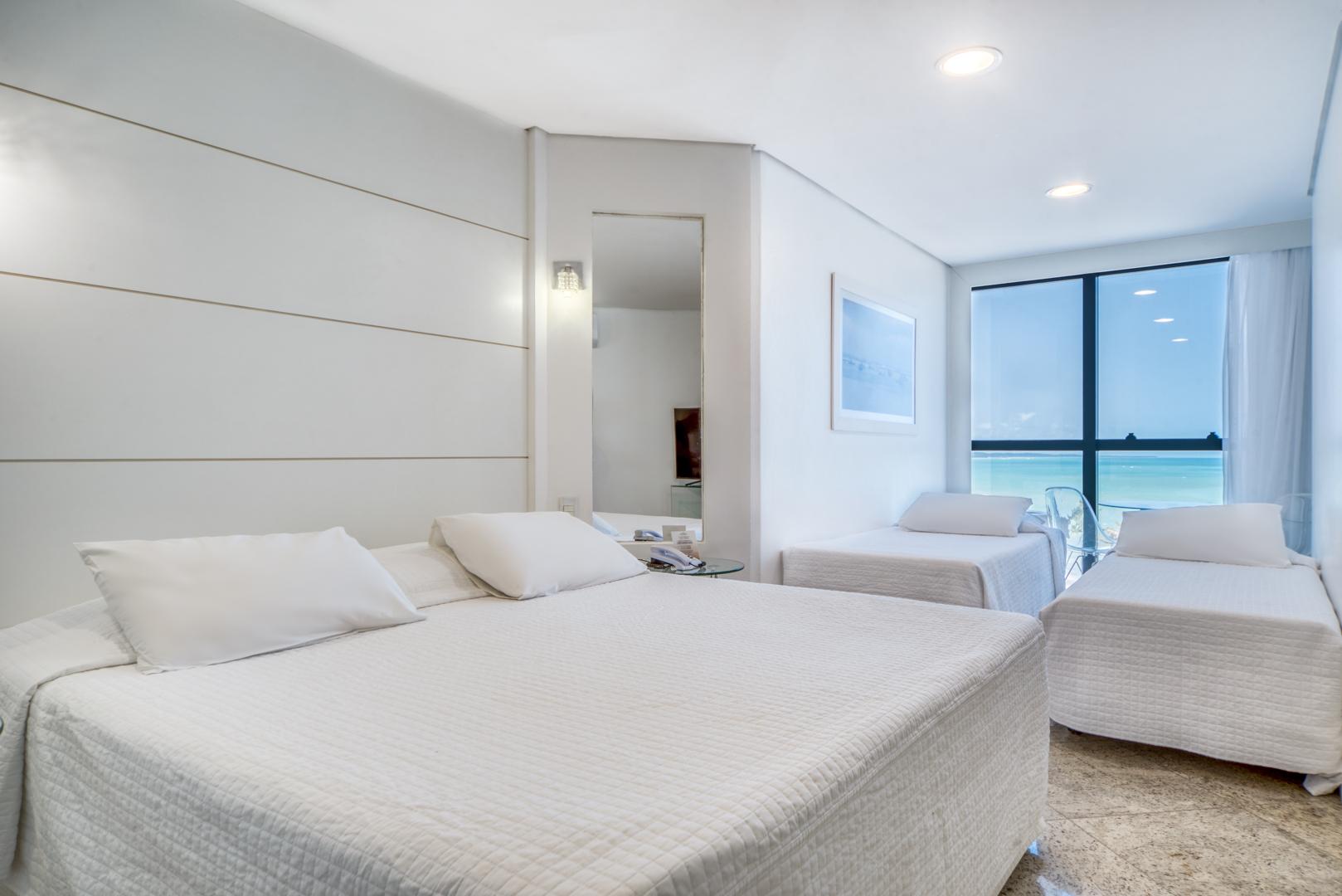 Premium, Quadruple, Lateral Side Sea View
