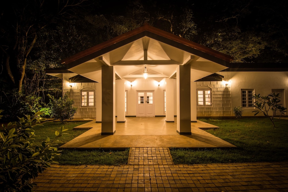Victoria Golf and Country Resort 7/50