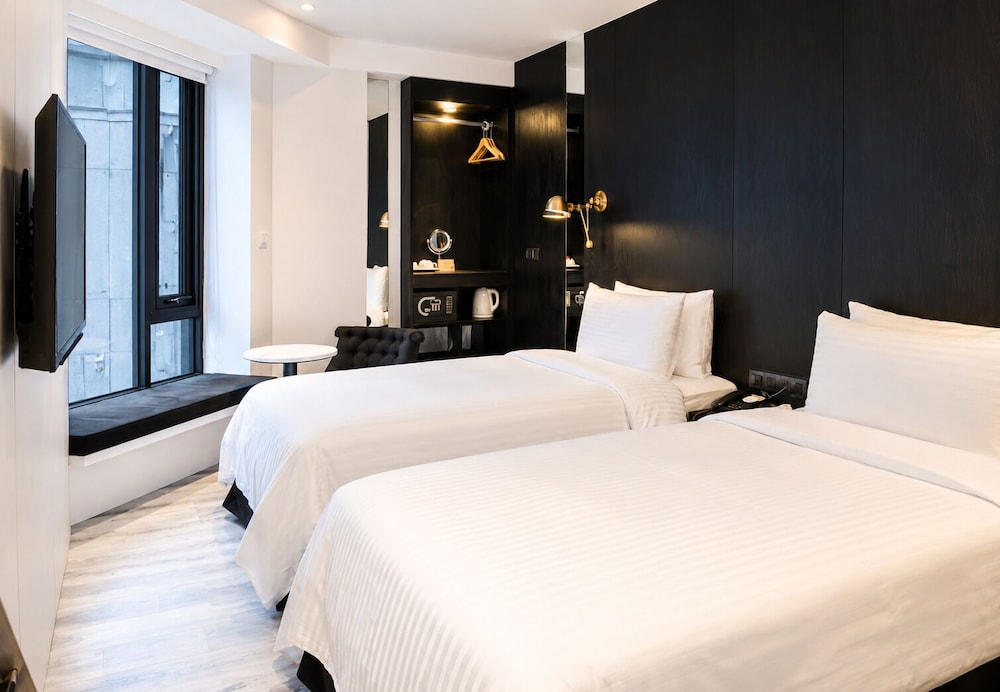 Hotel Relax Iii 36/69