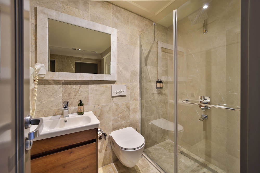 Taksim Premium Hotel 69/70