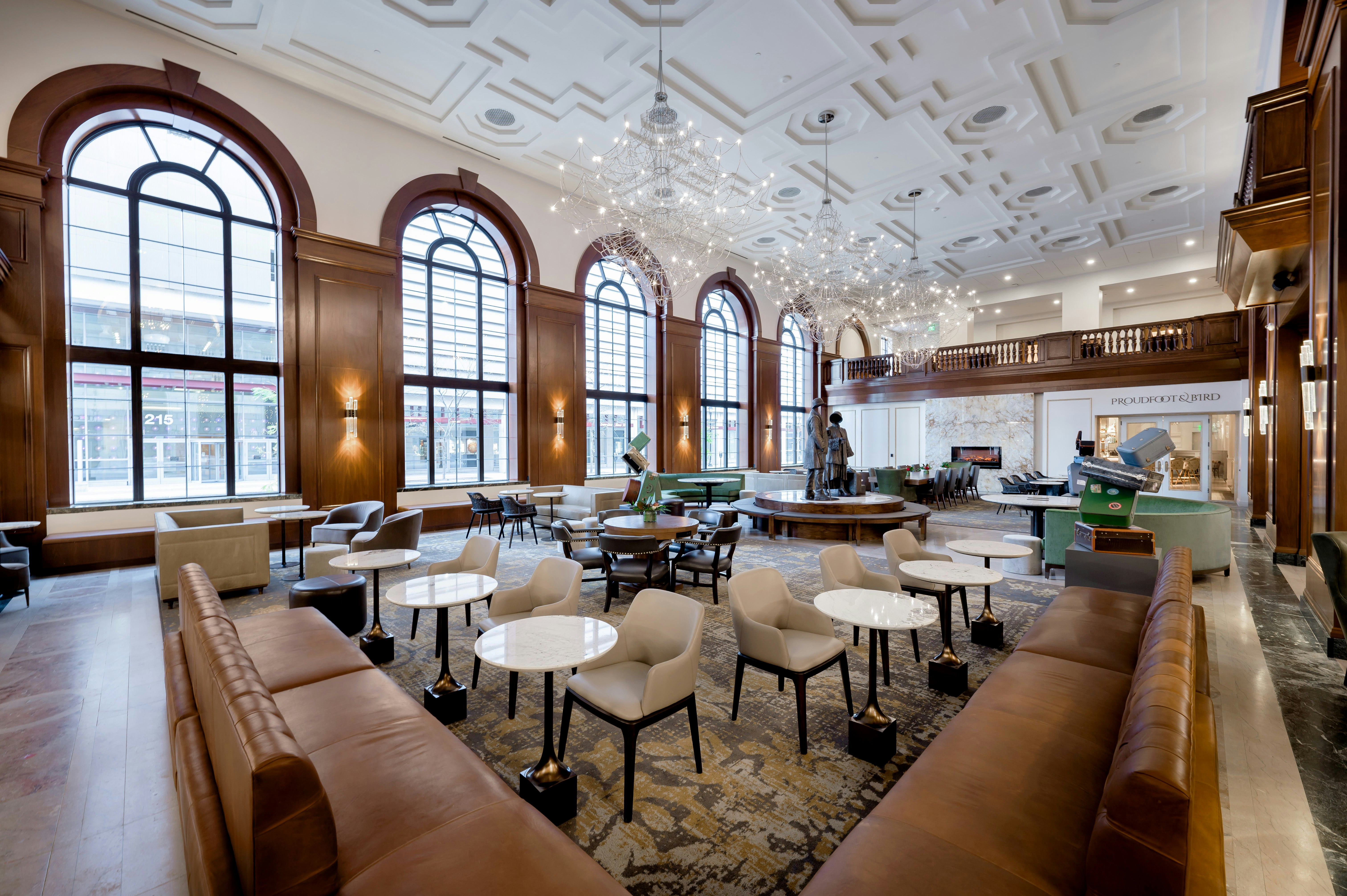 Hotel Fort Des Moines, Curio Collection by Hilton 64/81