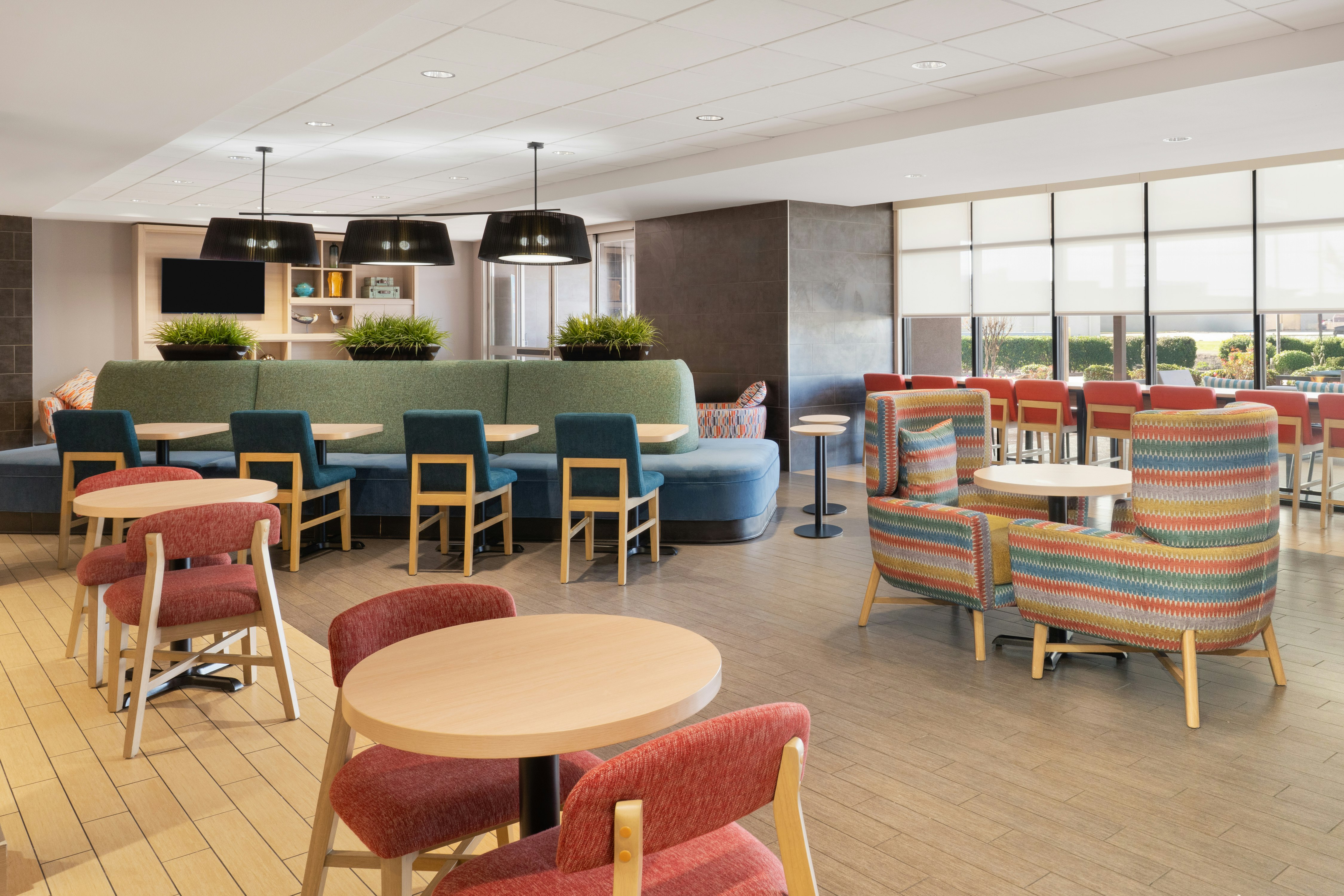 Home2 Suites by Hilton Alexandria 20/26