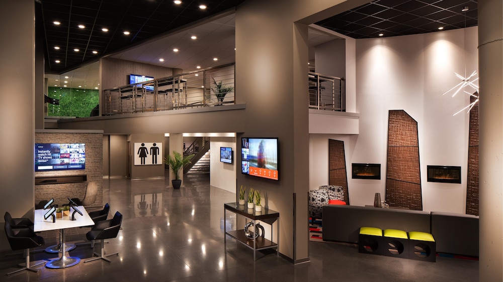 Best Western Premier Springfield Plaza District Hotel 27/36