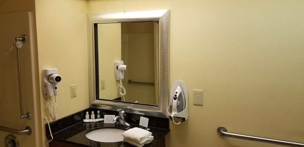 Quality Inn Bainbridge 8/40