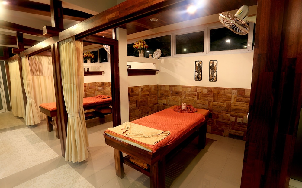 Bundhaya Villas Koh Lipe 18/50