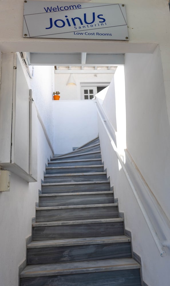 Join Us Low Cost Rooms 23/34