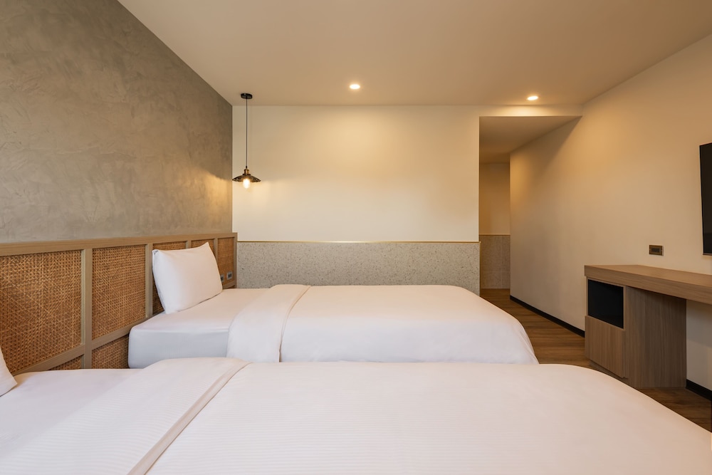 Kindness Hotel Yuanlin 15/50
