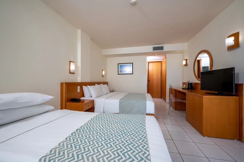 Standard, Queen Bed, Sea View