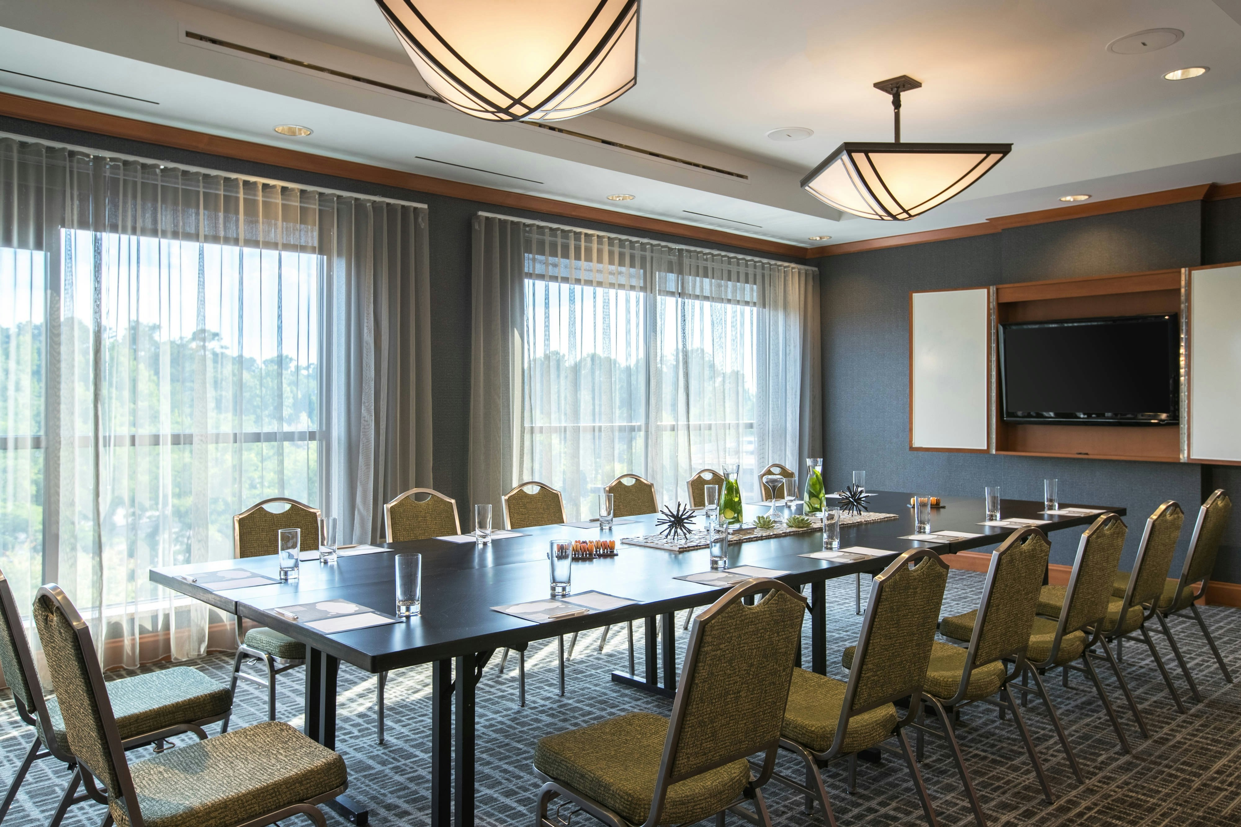 Renaissance Raleigh North Hills Hotel 13/15