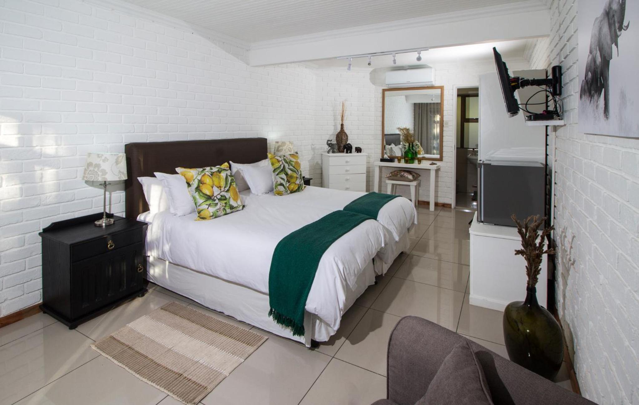 Tsitsikhaya Lodge 8/50