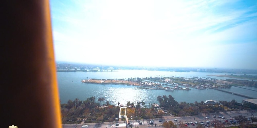 Nile View Jewel 46/50