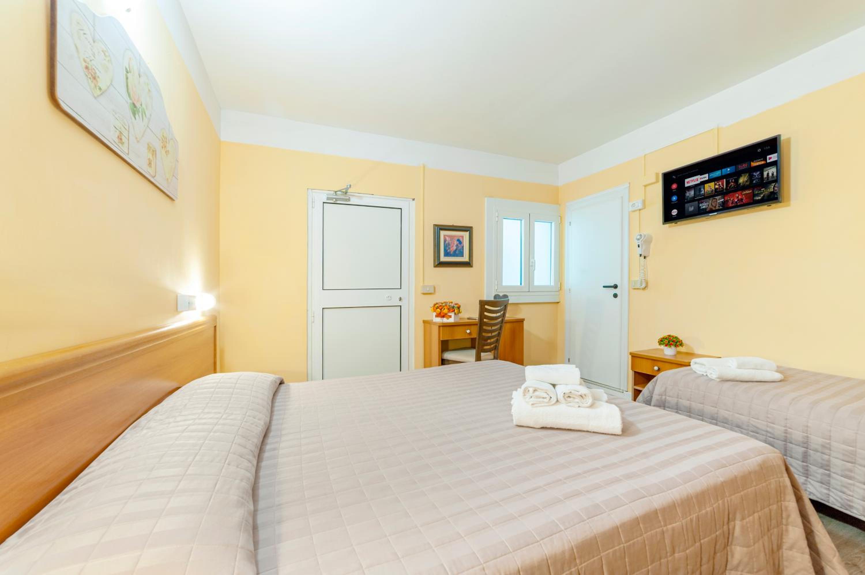 Economy, Double Bed, Attic