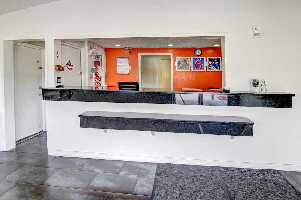 Lobby at Motel6 Atlanta Airport - Union City, UNION CITY - GA