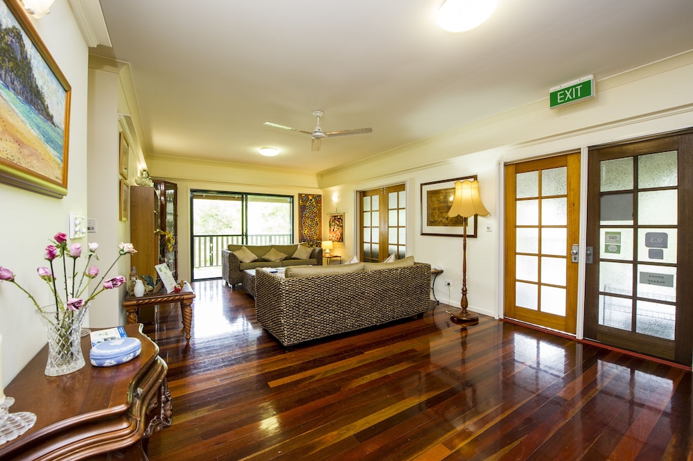 True North Bed & Breakfast 1/17