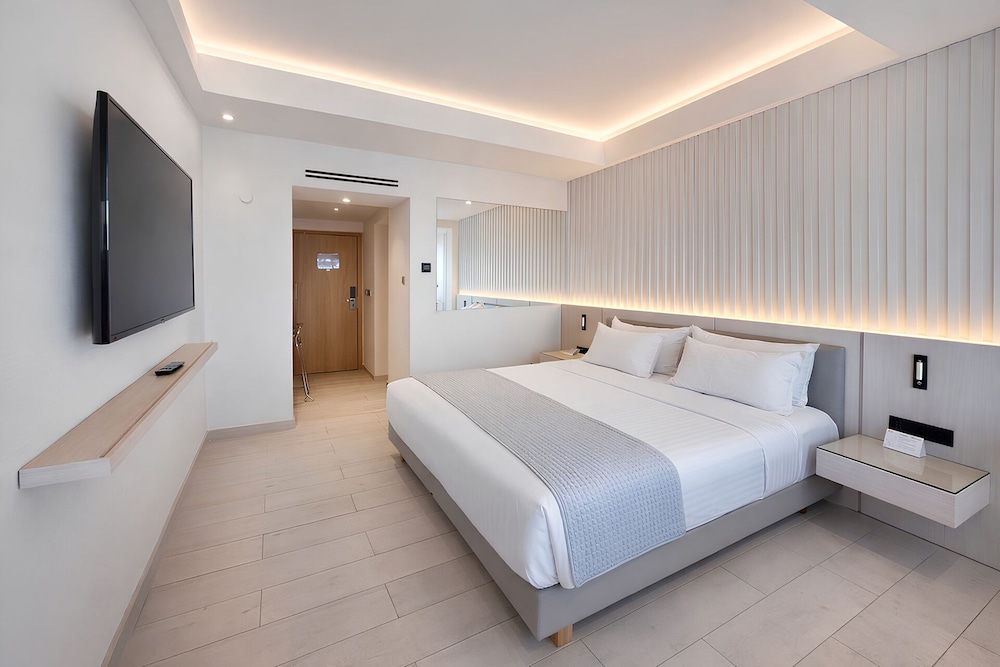 ROOM, DOUBLE BED, SEA VIEW