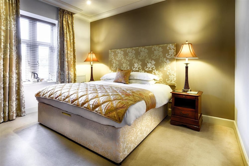 The Mansion House Hotel 11/50