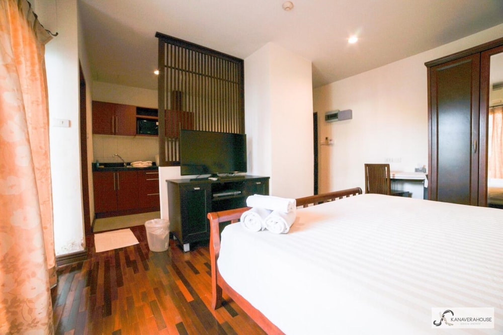 Kanavera Sriracha Hotel and Serviced Apartment 17/77