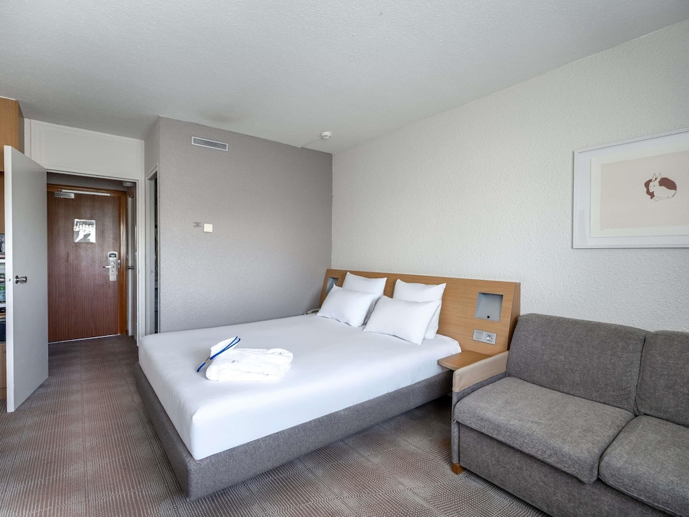 Novotel Poissy Orgeval 8/49