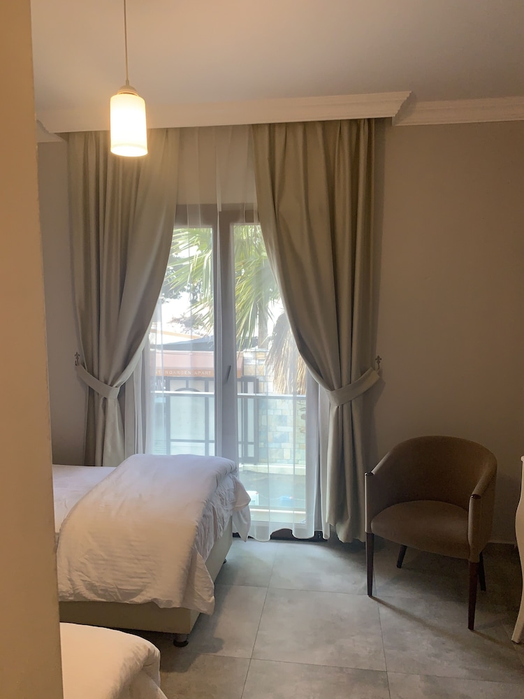 Orya Apart 9/50