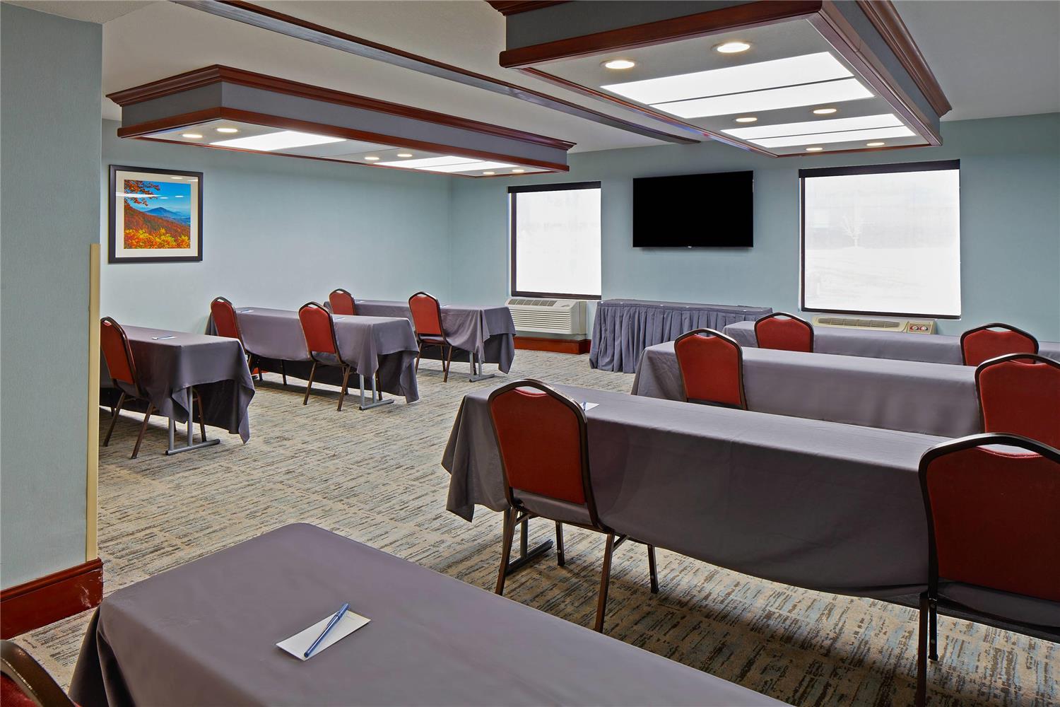 Comfort Suites Outlet Center 12/16