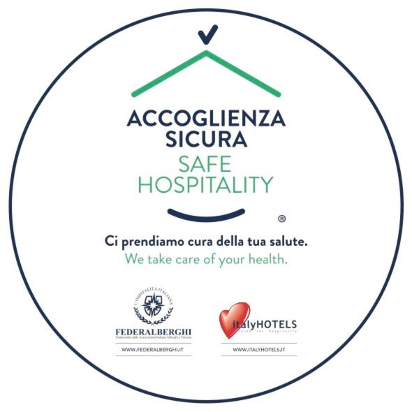 Hotel Massena 25/50