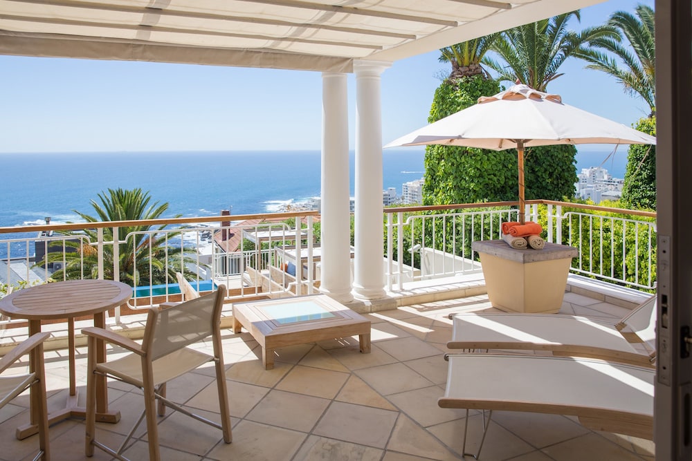Compass House Boutique Hotel 25/48