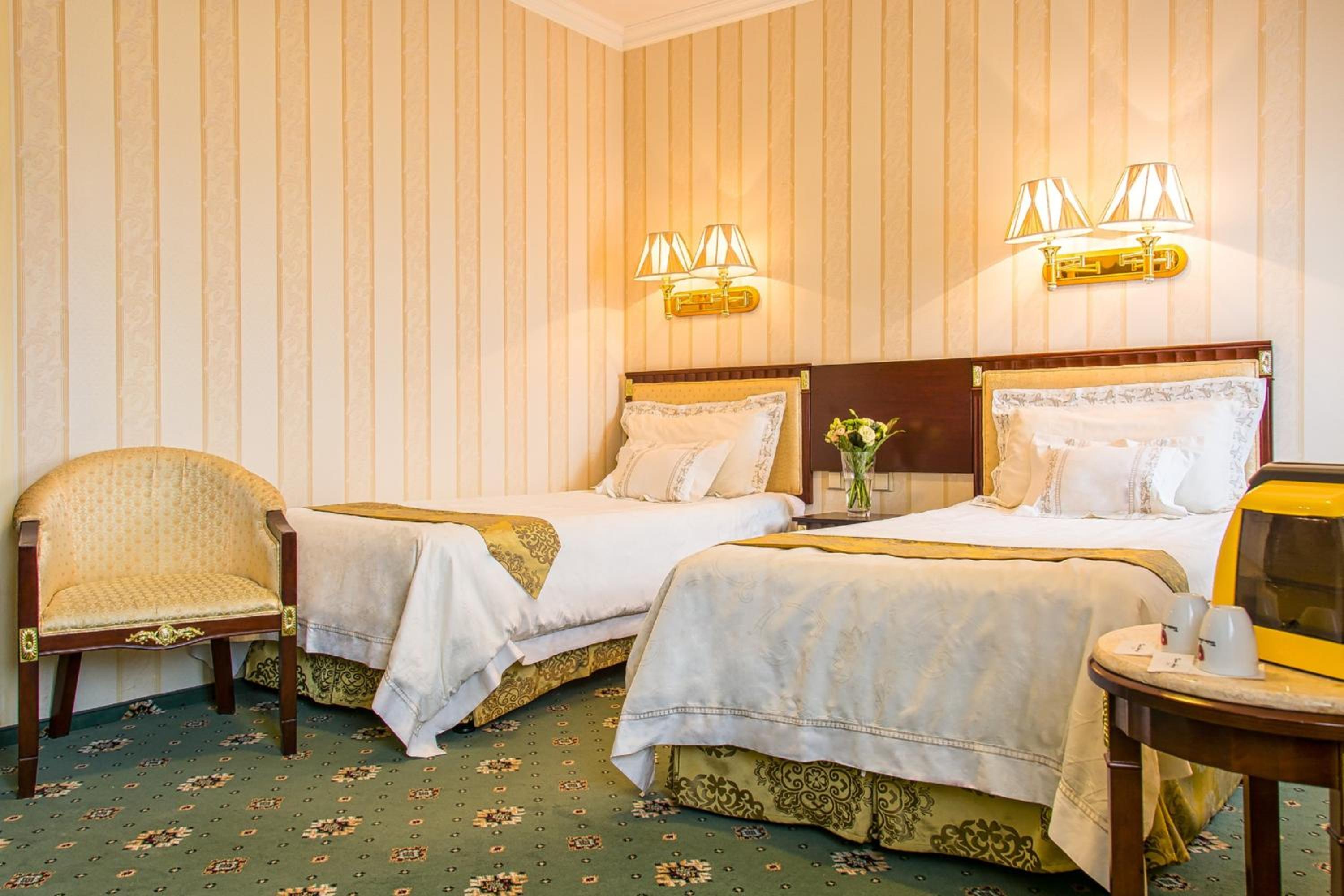 Palace Hotel Polom 12/42