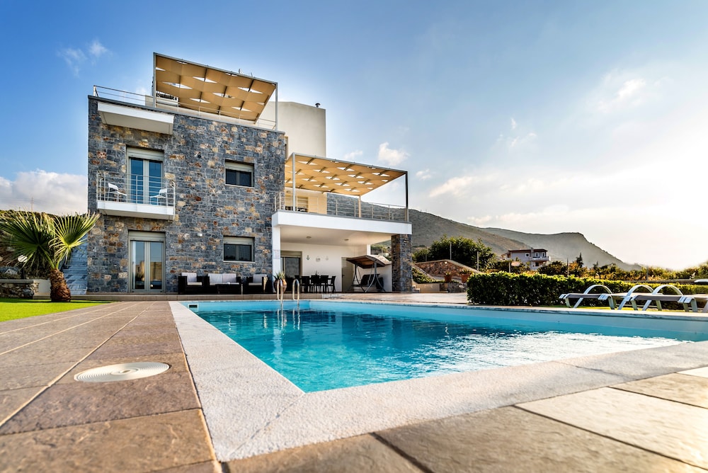 Aroma Villas 2/42