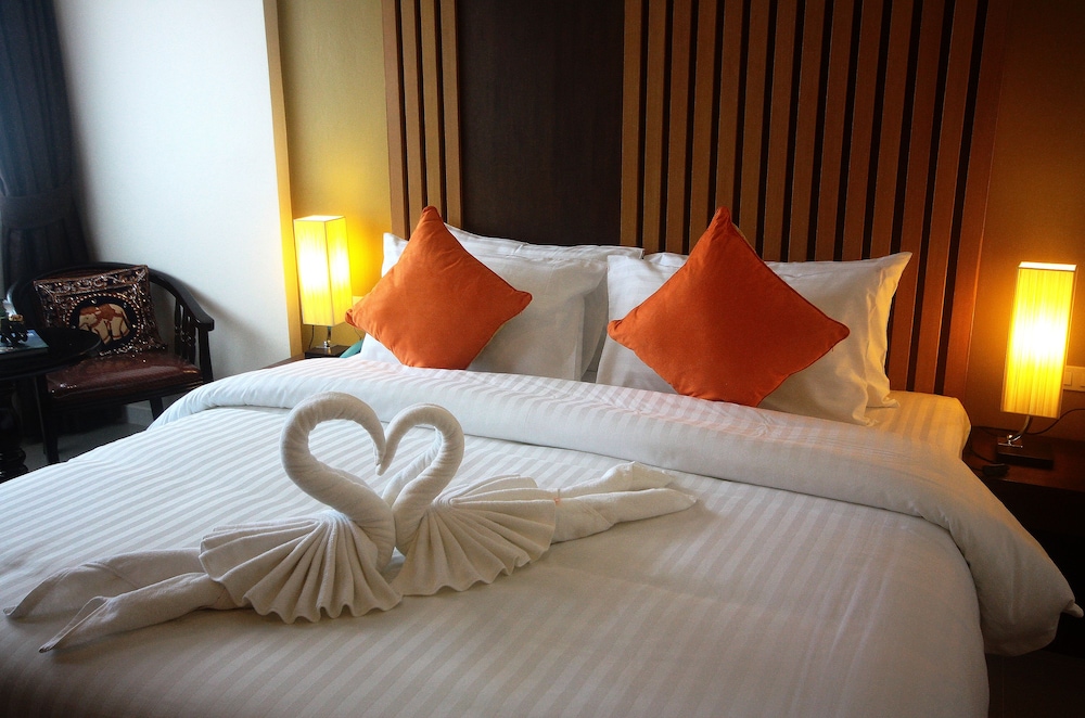 Standard, King Bed