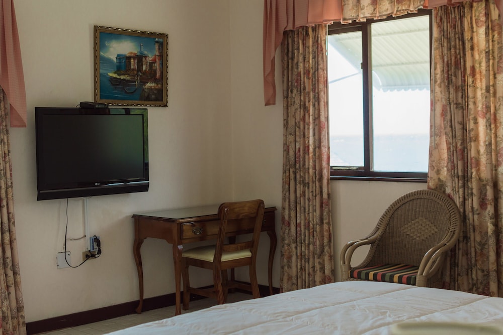 Seacrest Beach Hotel 33/50