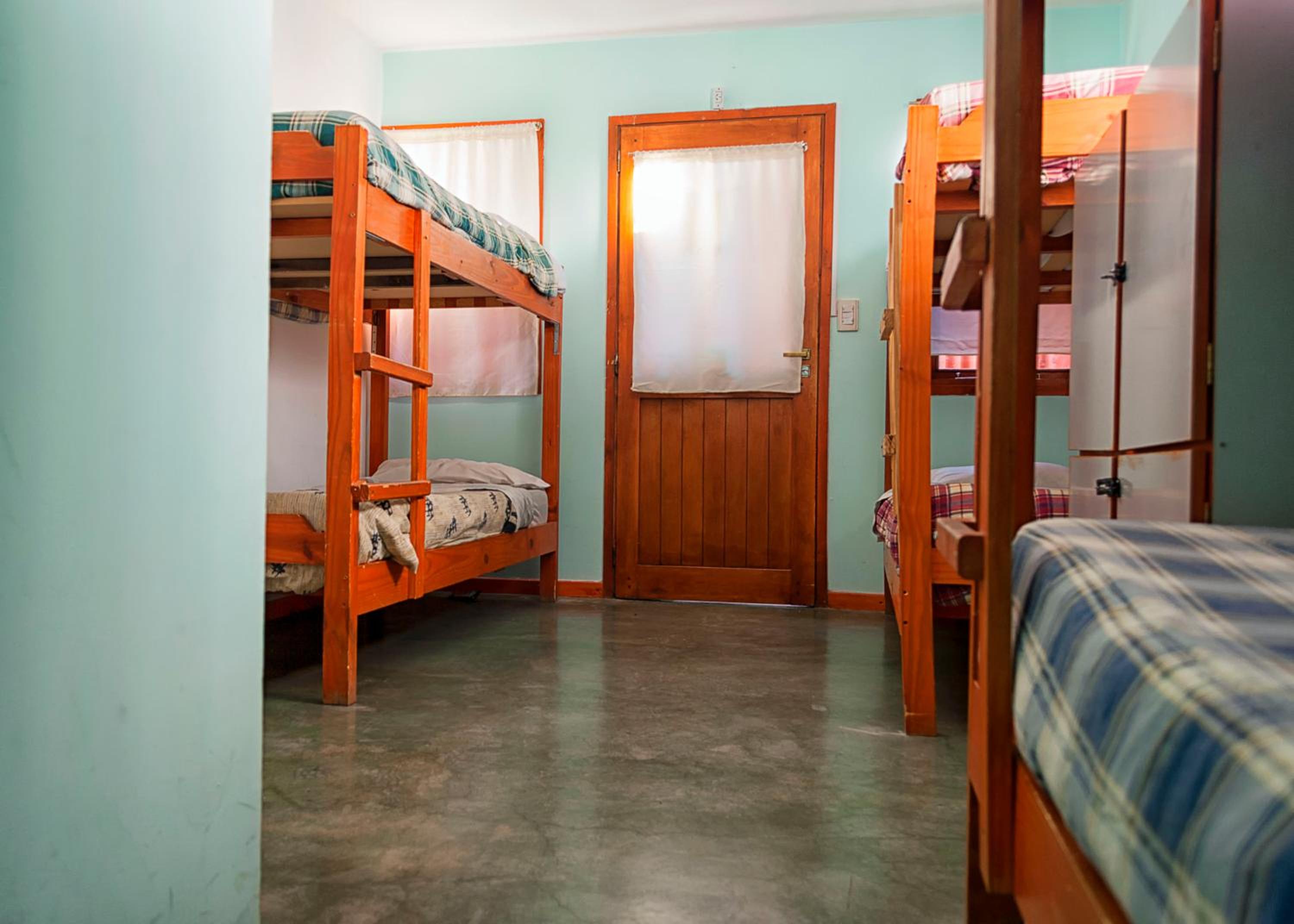 Room, Quadruple