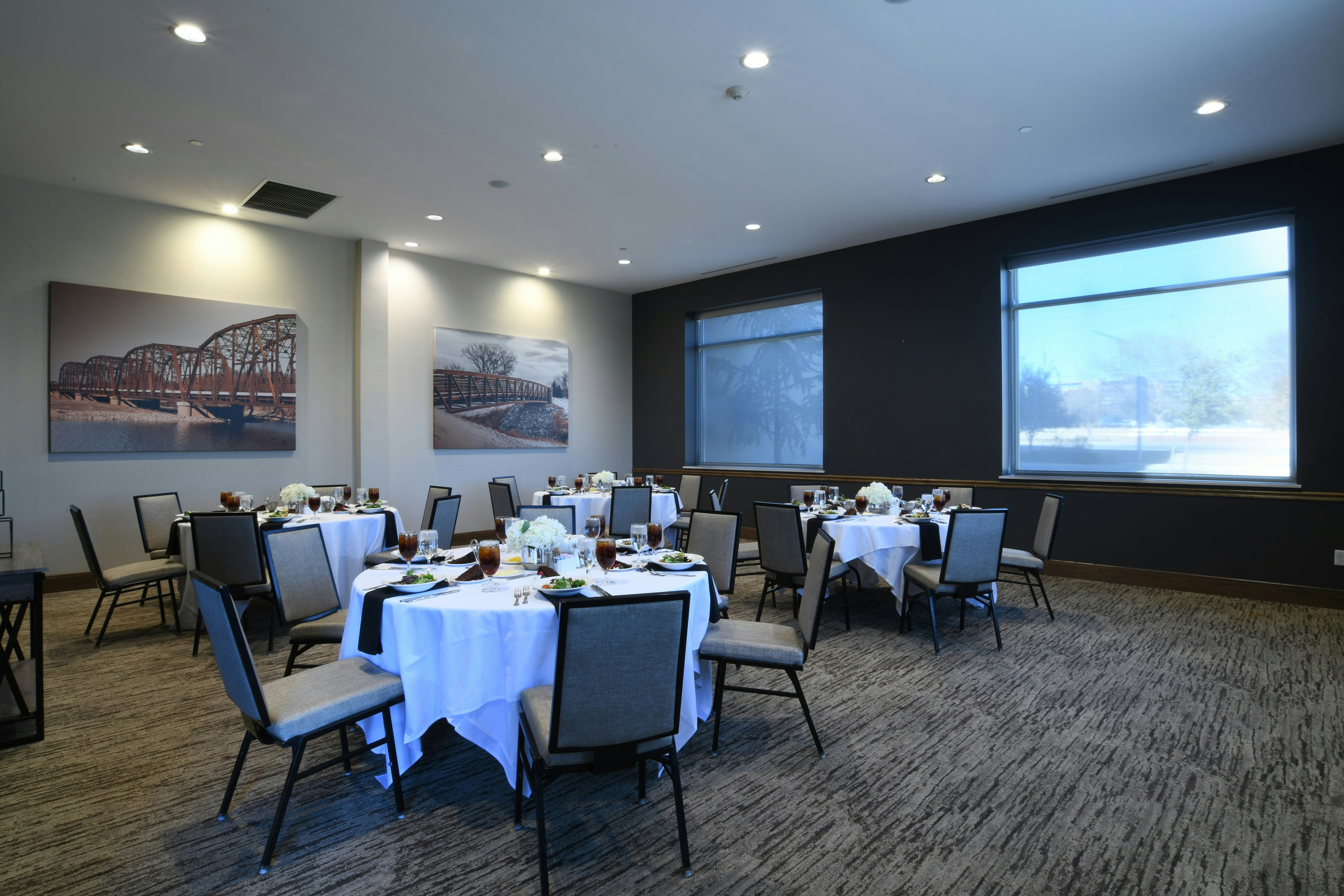 Embassy Suites Oklahoma City 24/28