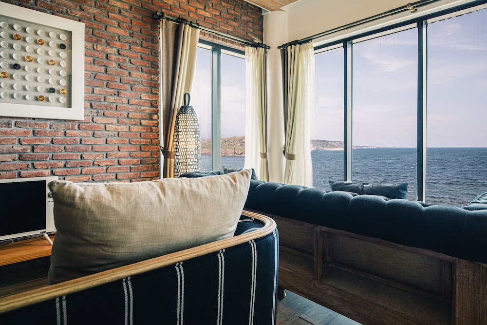 Zen Hideawayatjeju 47/58