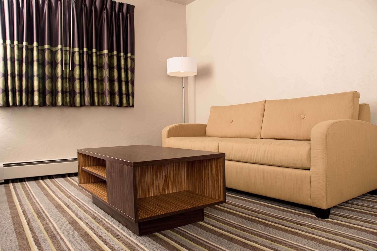 Super 8 By Wyndham Juneau 6/10