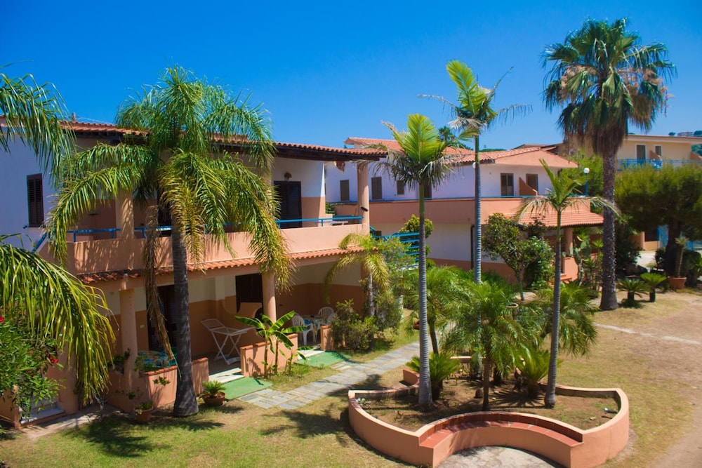 Residence Esmeraldo 30/43