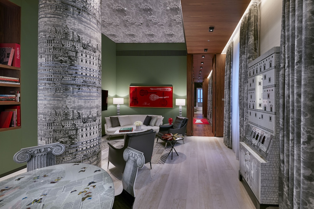 Mandarin Oriental Milan 63/81