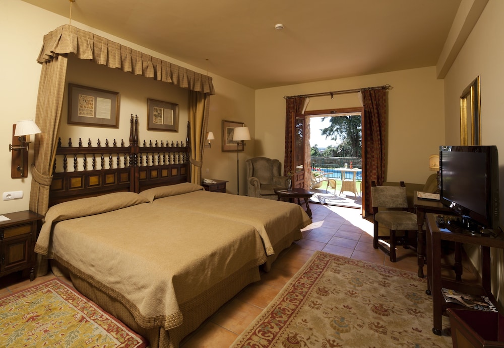Parador De Benavente 20/63
