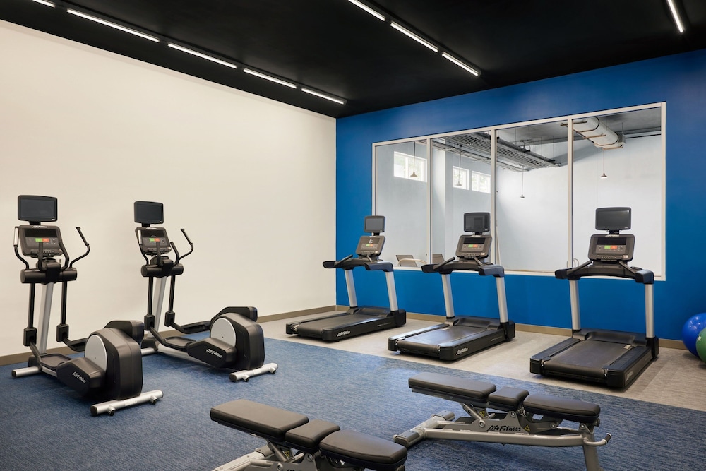 Aloft Leawood-Overland Park 15/38