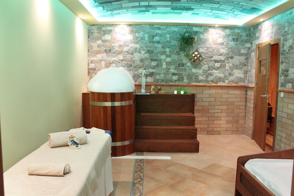 Ohtels Vila Romana 46/66