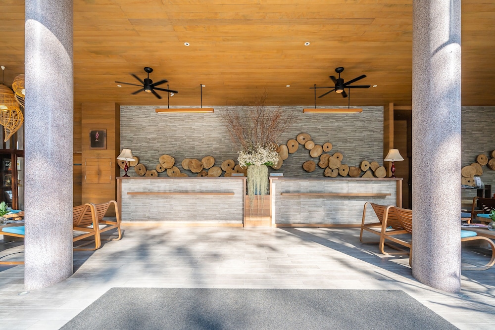 Lobby at Sai Kaew Beach Resort, RAYONG