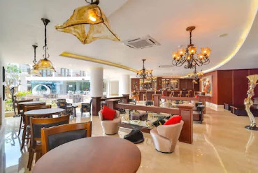 Park Regis Goa 57/69
