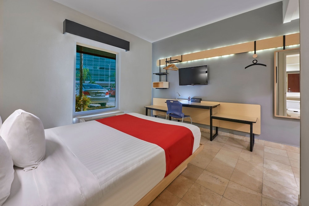 غرفة بسرير كوين، City Express by Marriott Cancun 5/10