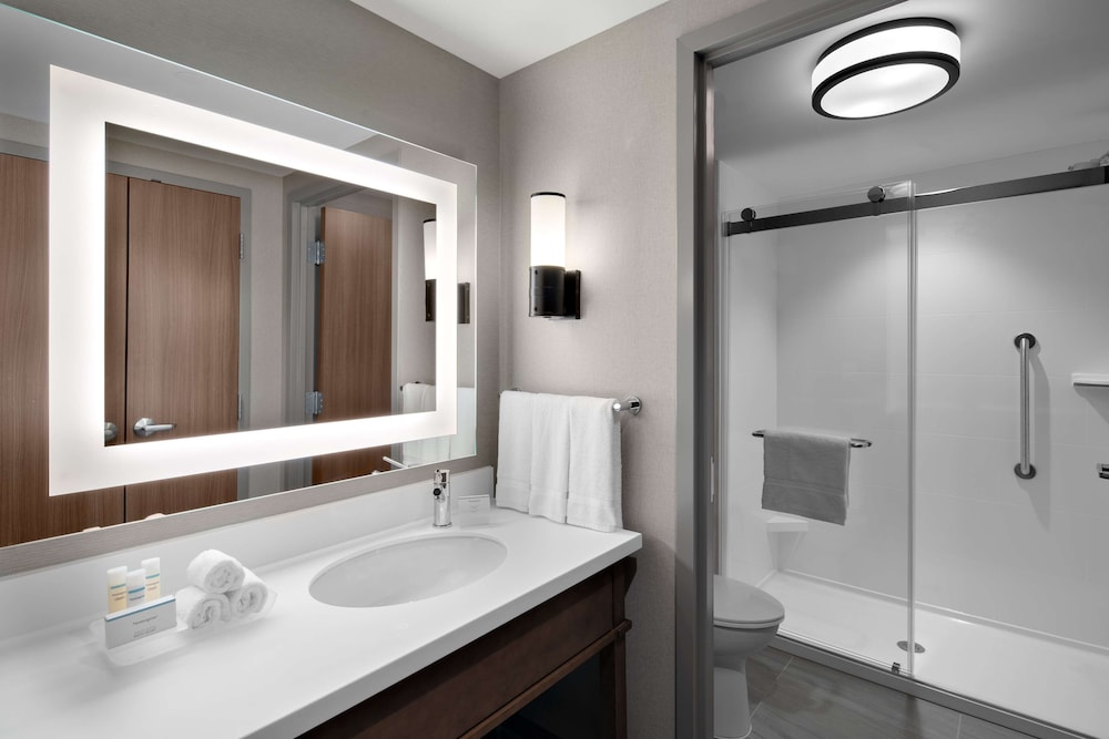 Homewood Suites By Hilton Woburn Boston Ma 12/38