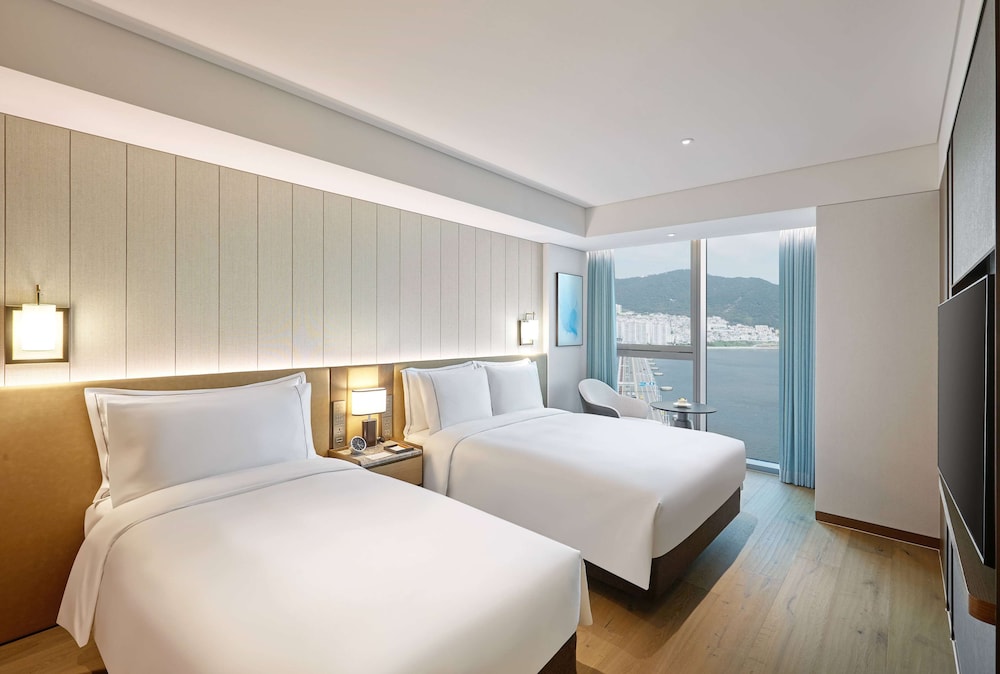 Wyndham Grand Busan Ijin 15/43