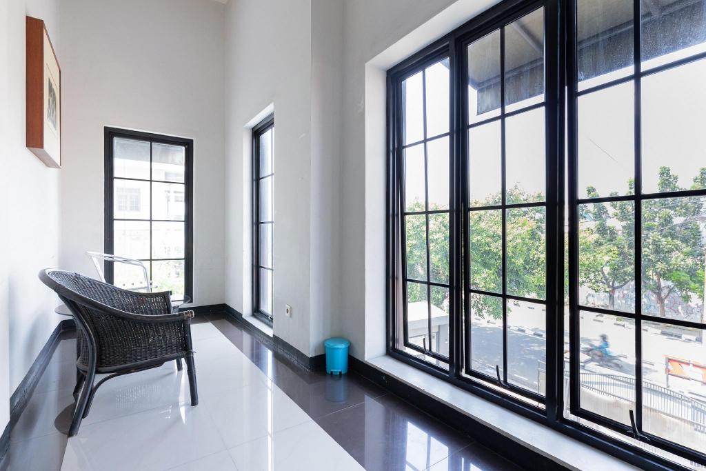 Reddoorz Plus Near Mall Slipi Jaya 36/50