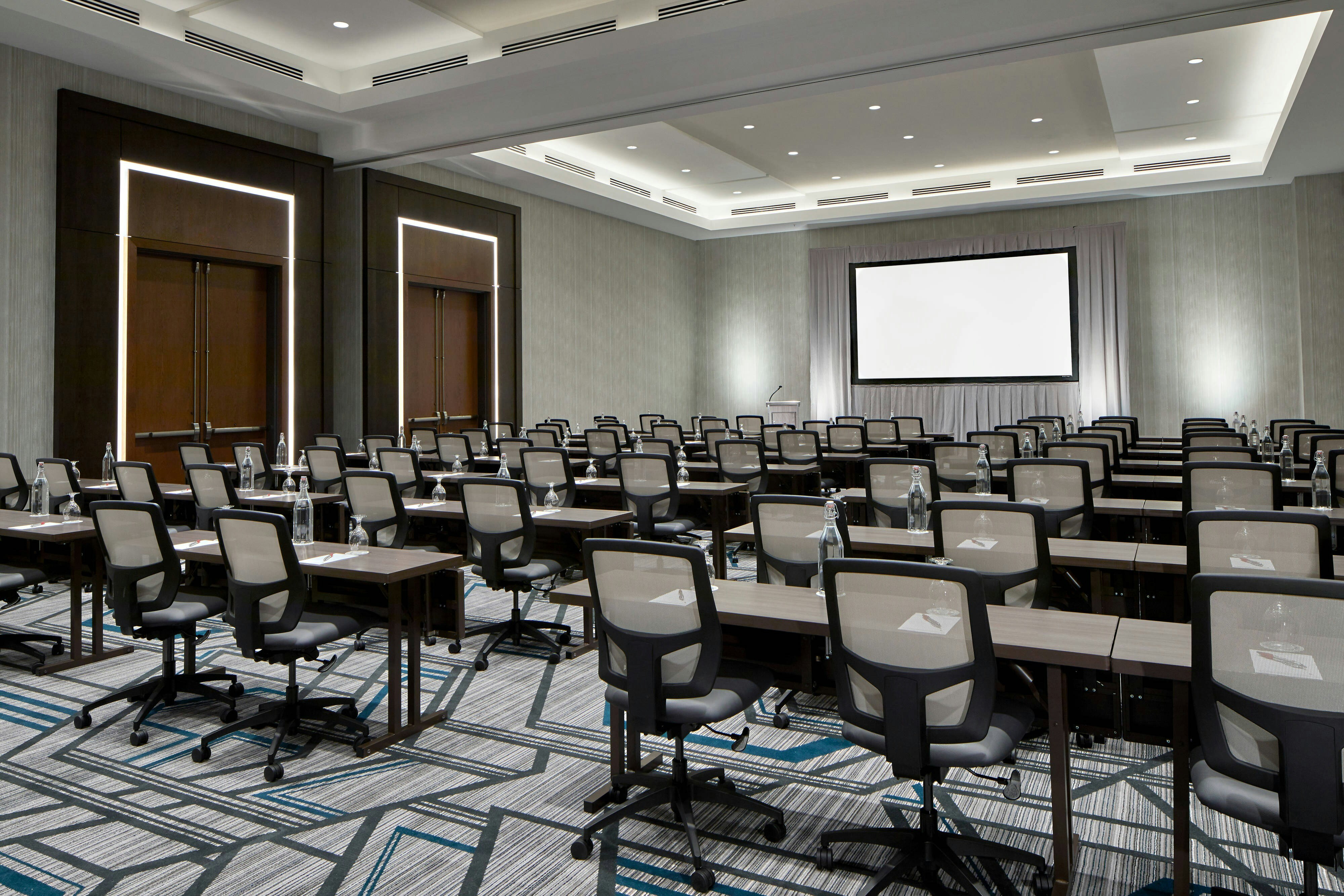 UNC Charlotte Marriott Hotel & Conference Center 39/47