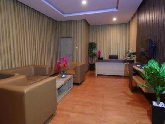 Grand Dian Hotel Brebes 34/41